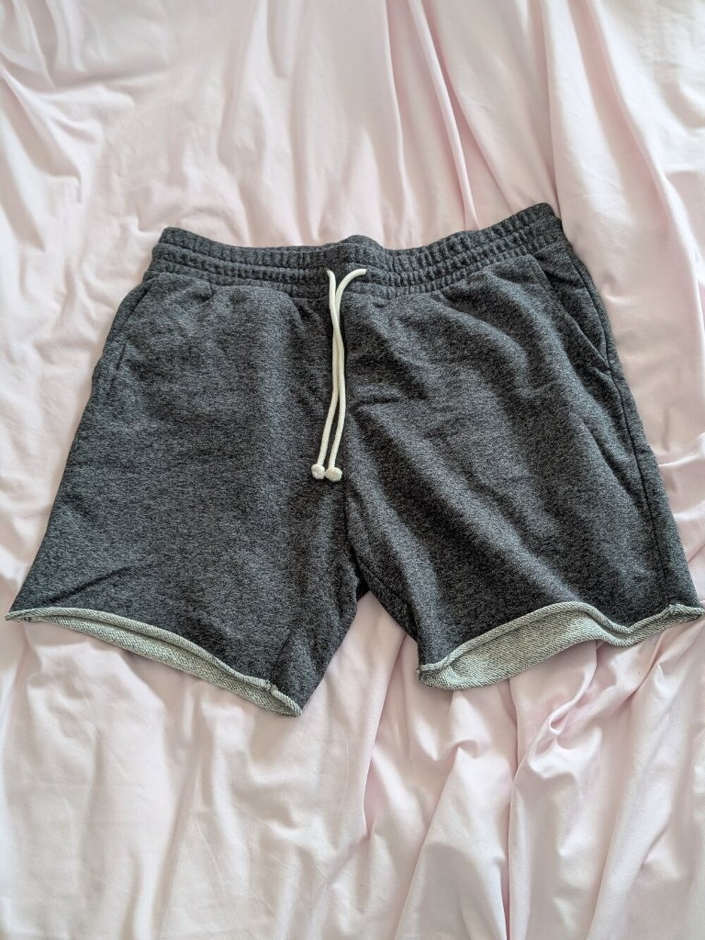 H&M Divided Gray Solid Sweat Shorts Size L